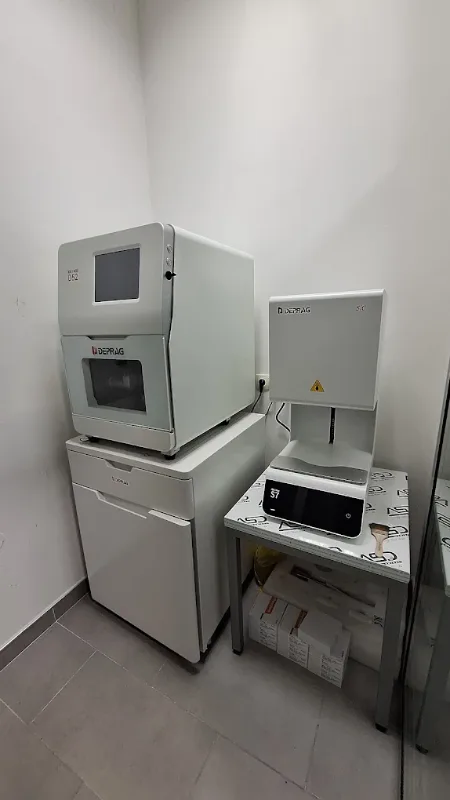 Peći za keramiku u laboratoriju